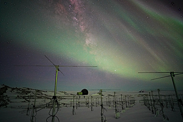Silent auroras ionize the Earth's atmosphere deep into the atmosphere.